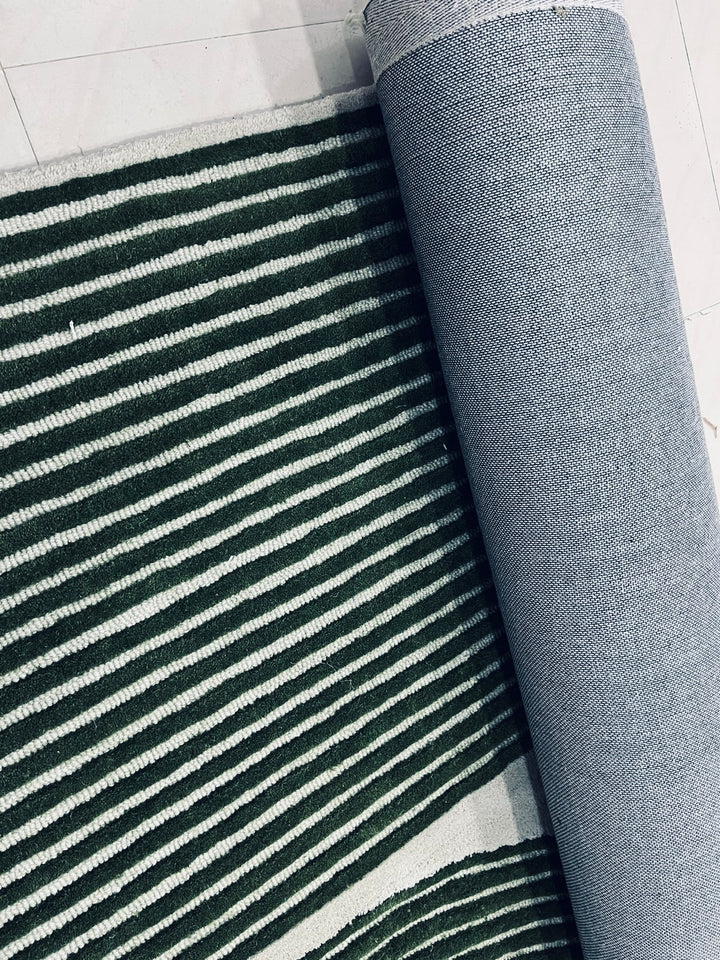 ARIA Viper Modern Rug 100% Wool Sage Green Hand Tufted Rug