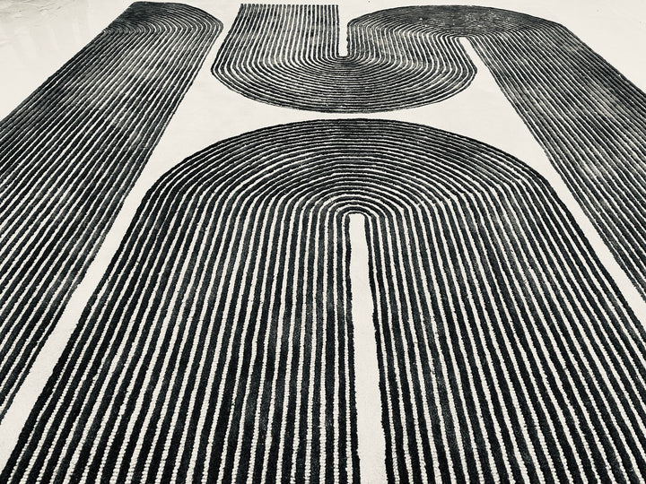 ARIA Viper Modern Rug 100% Wool Black/Ivory Hand Tufted Rug Rug