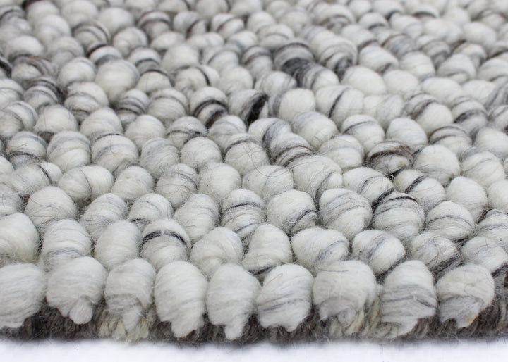 Pebbles, Hand Woven 80% Wool, 20% Cotton Rug - Light Grey / Ivory Rug