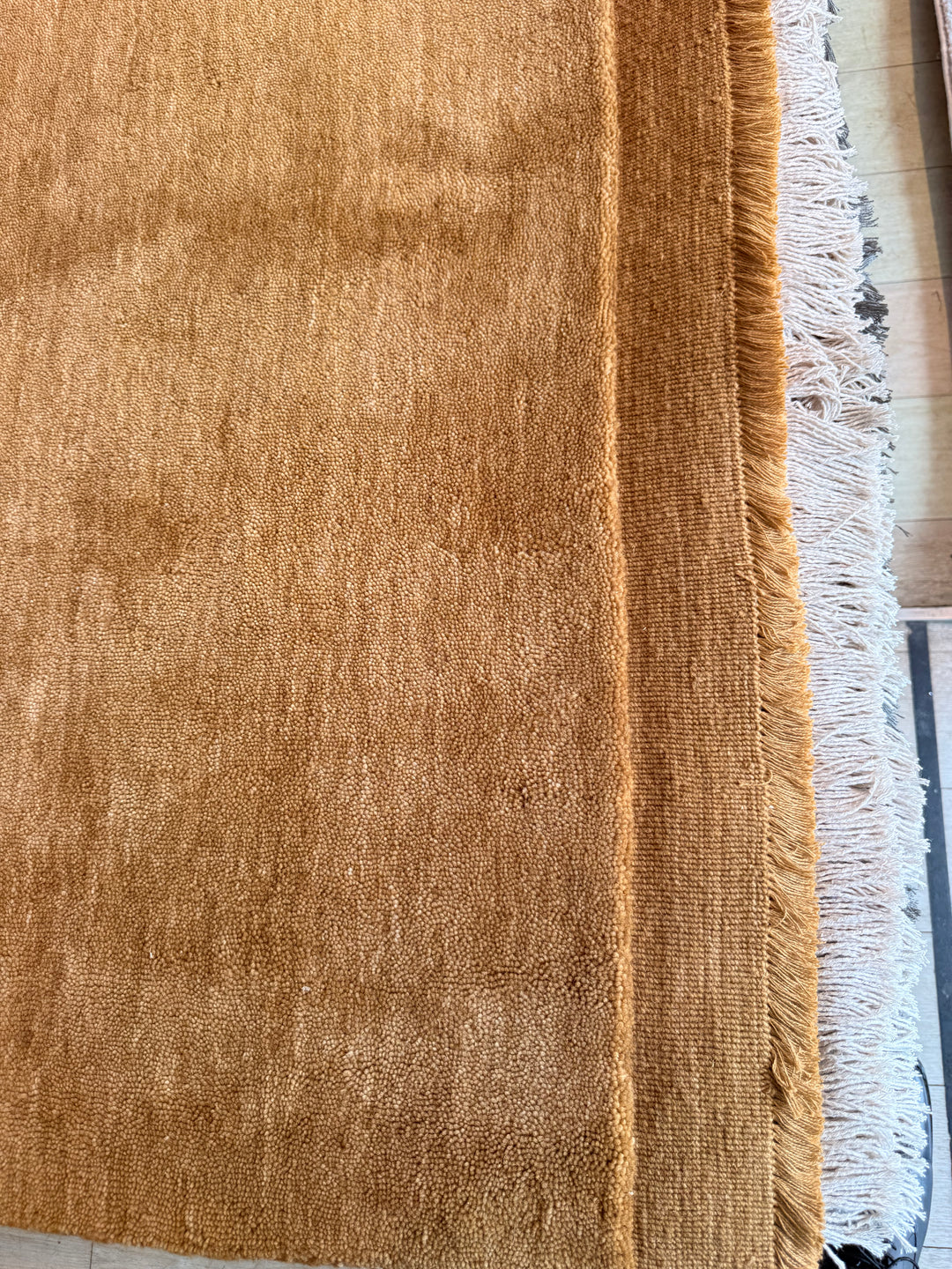 Veloura Aurelia Gold Handloom Knotted Rug 100% Pure Wool