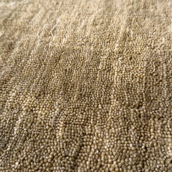 Veloura Olive Green Color Handloom Knotted Rug 100% Pure Wool