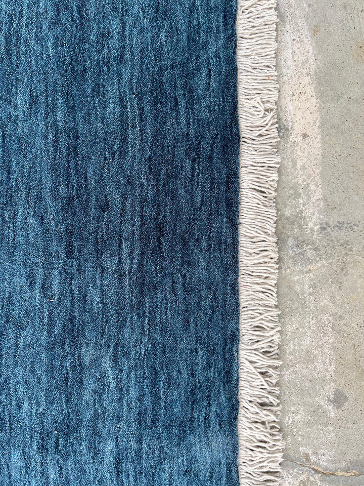 Dazzle Midnight Blue Color Handloom Knotted Rug 100% Pure Wool