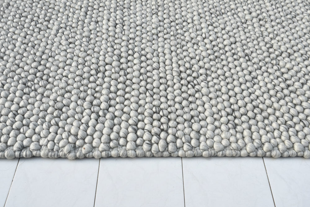Pebbles Ice Ivory white Grey Hand-Woven wool Rug