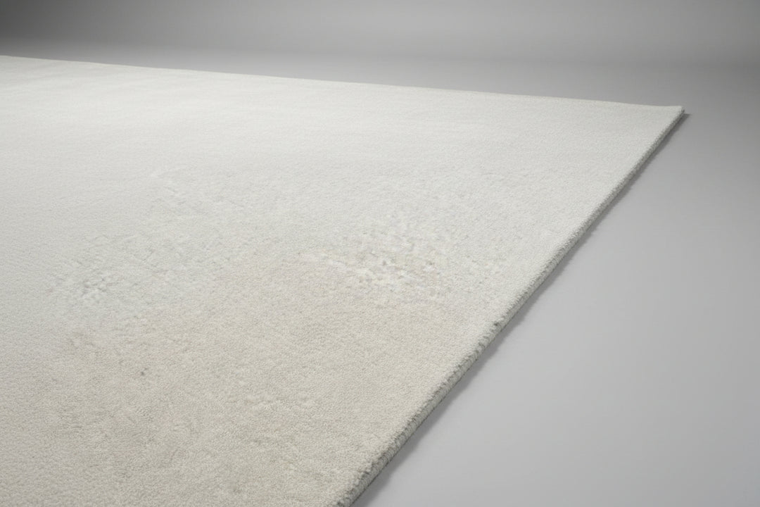 Dazzle White Ivory Color Handloom Knotted Rug 100% Pure Wool