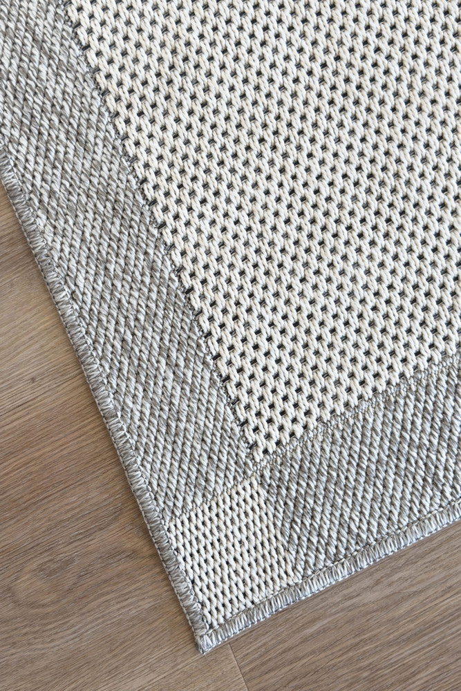 Outdoor Cream Grey Rug