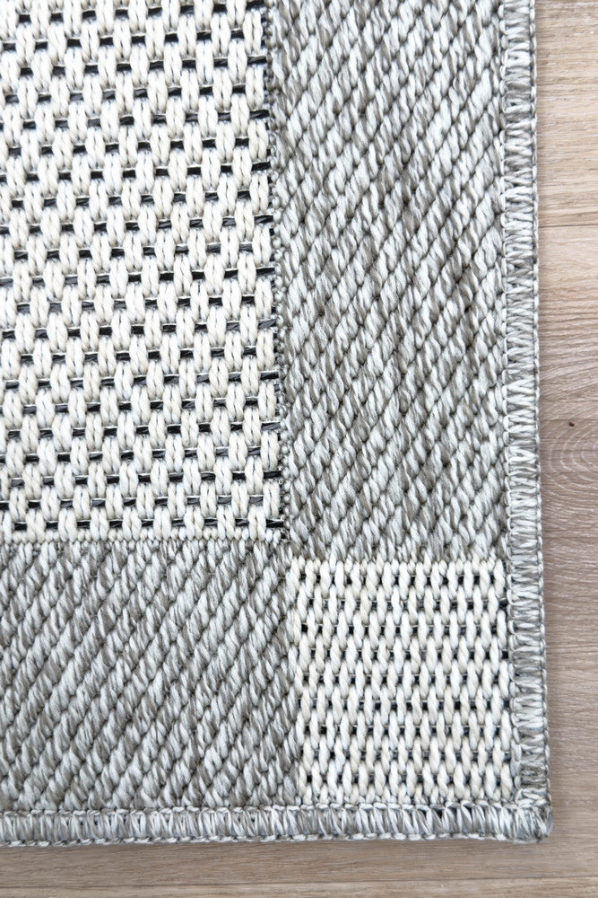 Outdoor Cream Grey Rug
