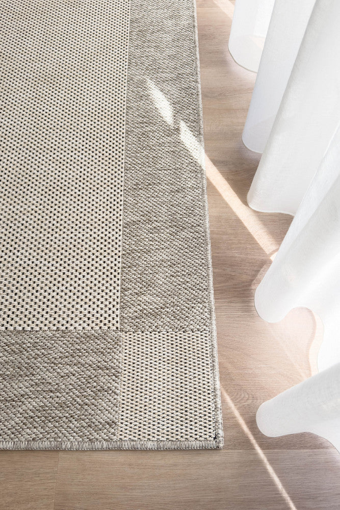 Outdoor Cream Grey Rug
