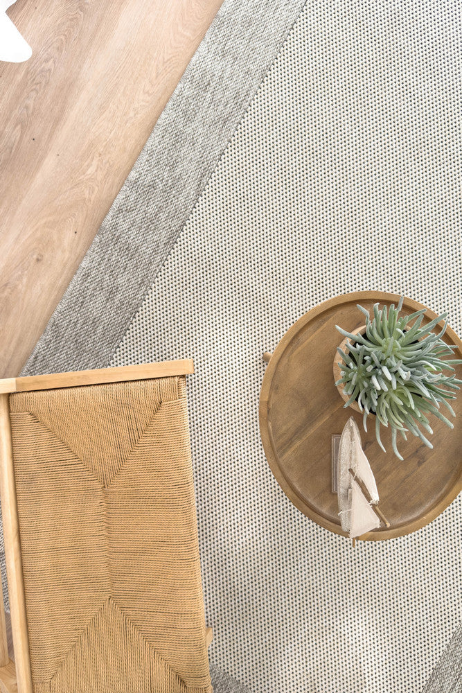 Outdoor Cream Grey Rug