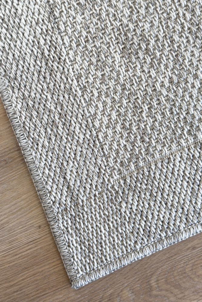 Outdoor Light Grey Rug