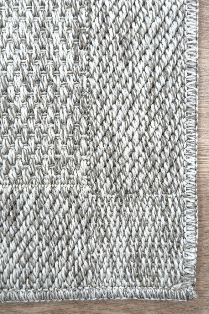 Outdoor Light Grey Rug