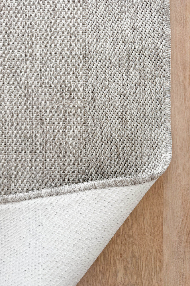 Outdoor Light Grey Rug