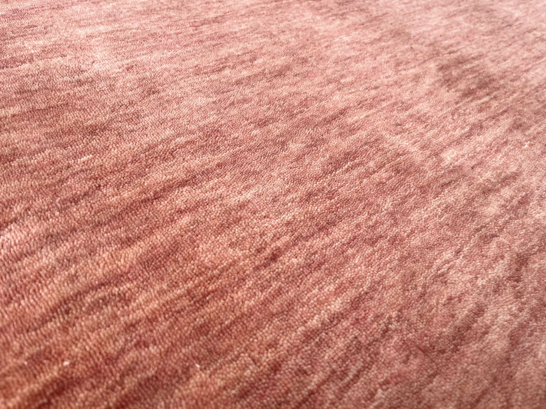 Dazzle Rose Color Handloom Knotted Rug 100% Pure Wool
