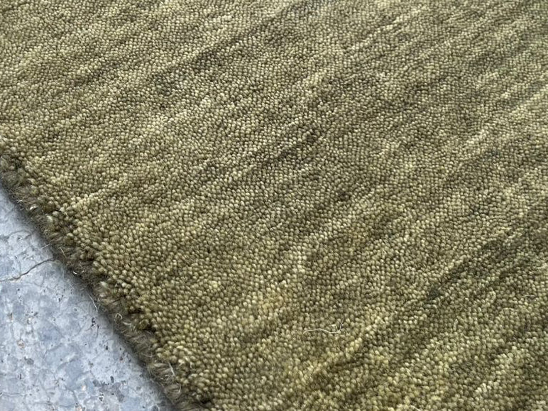 Dazzle Olive Green Color Handloom Knotted Rug 100% Pure Wool