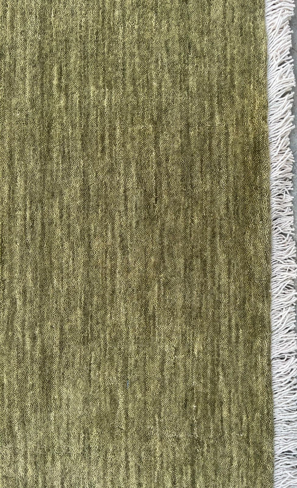 Dazzle Olive Green Color Handloom Knotted Rug 100% Pure Wool