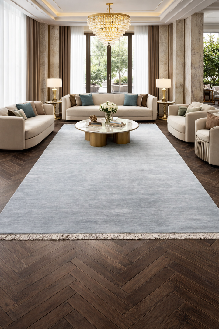 Dazzle Silver Cloud Color Handloom Knotted Rug 100% Pure Wool
