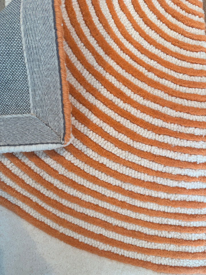 ARIA Viper Modern Rug 100% Wool Orange and Ivory Hand Tufted Rug