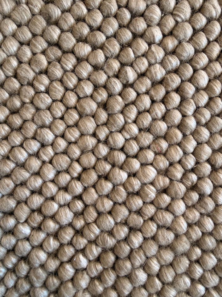 Pebbles Soft Olive and Ivory Color Hand-Woven Wool Rug