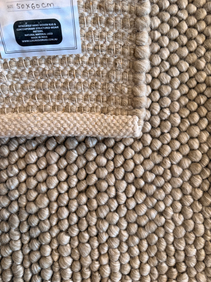 Pebbles Soft Olive and Ivory Color Hand-Woven Wool Rug